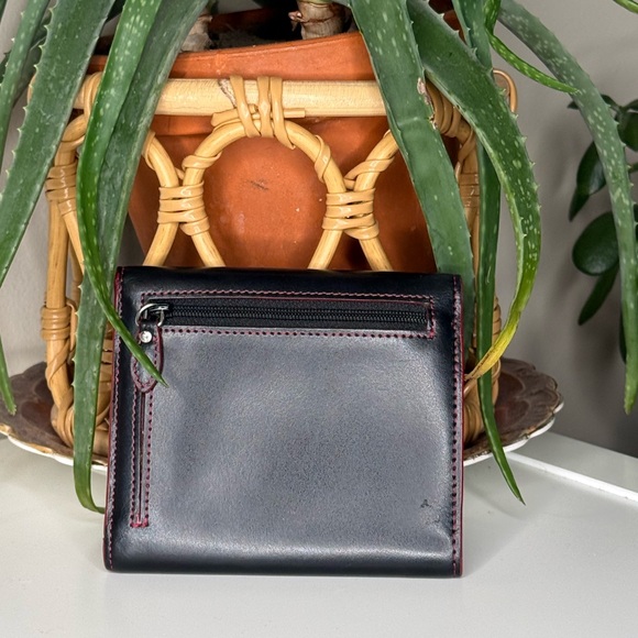 Lodis Genuine Leather Compact Trifold Wallet Black Red Designer Card Coin Purse - Picture 3 of 9